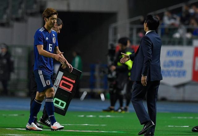  德甲多支球队启动换帅风波  